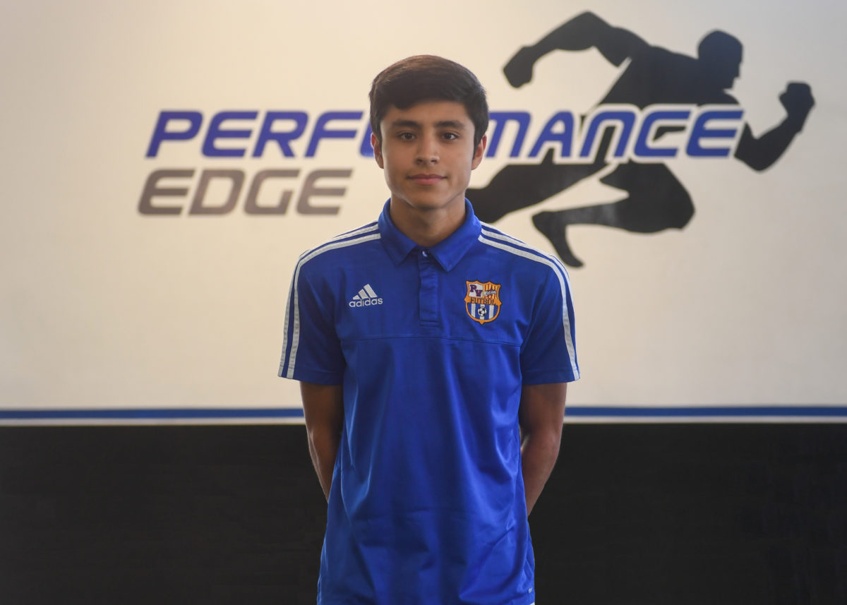 Park View Soccer Star Obdulio Funez Named Viva Loudoun Athlete of the Month